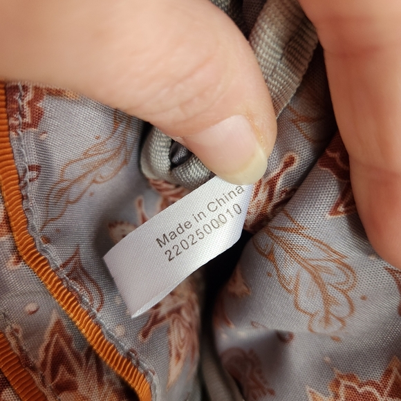 HOBO Fate Vintage Hide Leather Crossbody Bag Phone Purse Golden Leaf Metallic - Picture 9 of 11